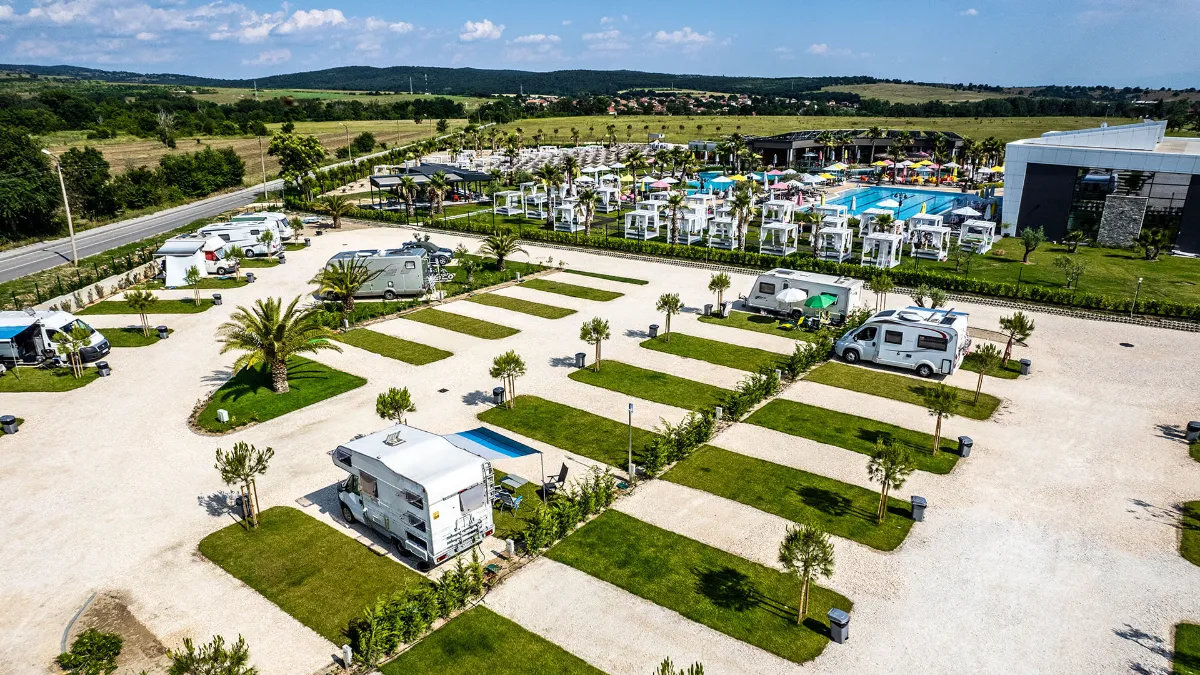 Terme di Hissar Camping