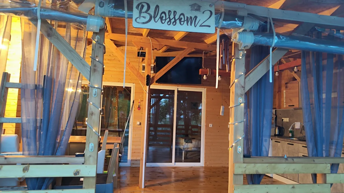 Бунгало Blossom 2